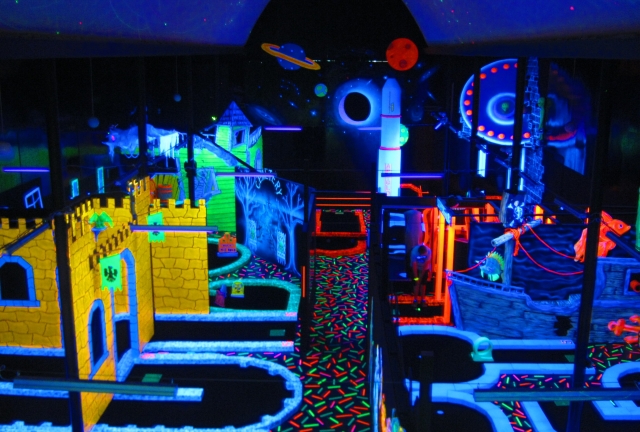 Glo Golf Aventures